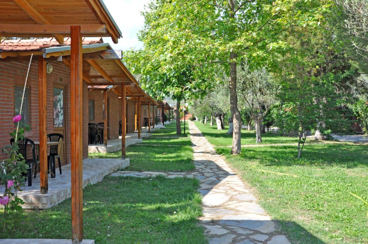 Kervan Tatil Koeyue Edremit  Exterior photo